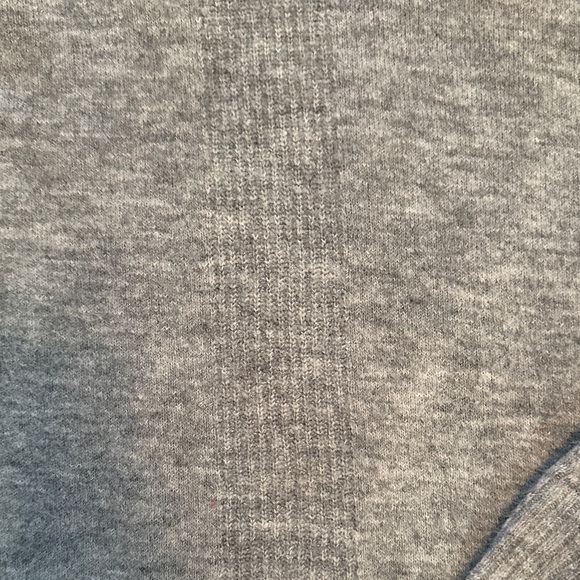 Banana Republic Gray Turtleneck Sweater - Picture 4 of 7